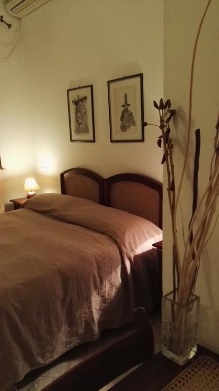 B&B Villa Acero มารีนาดีคาร์รารา ห้อง รูปภาพ