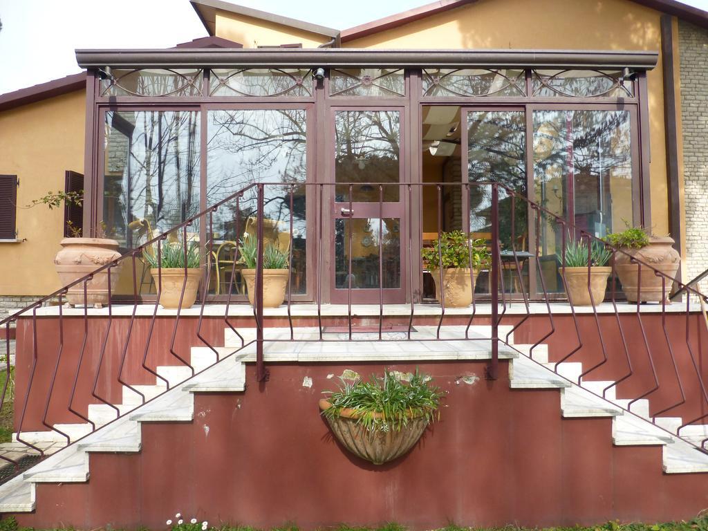 B&B Villa Acero มารีนาดีคาร์รารา ภายนอก รูปภาพ
