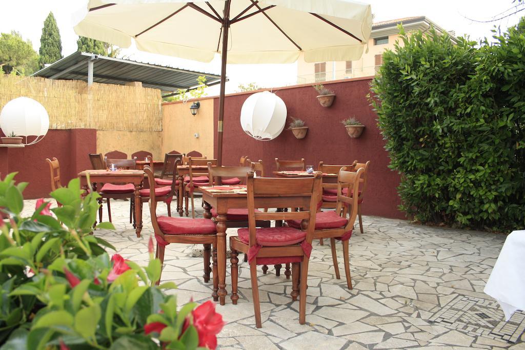 B&B Villa Acero มารีนาดีคาร์รารา ภายนอก รูปภาพ